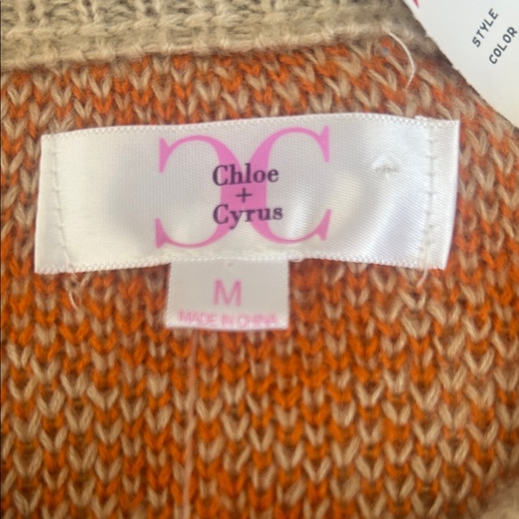 Orange and Cream Houndstooth children’s  Sweater size M (10/12) - Picture 3 of 5